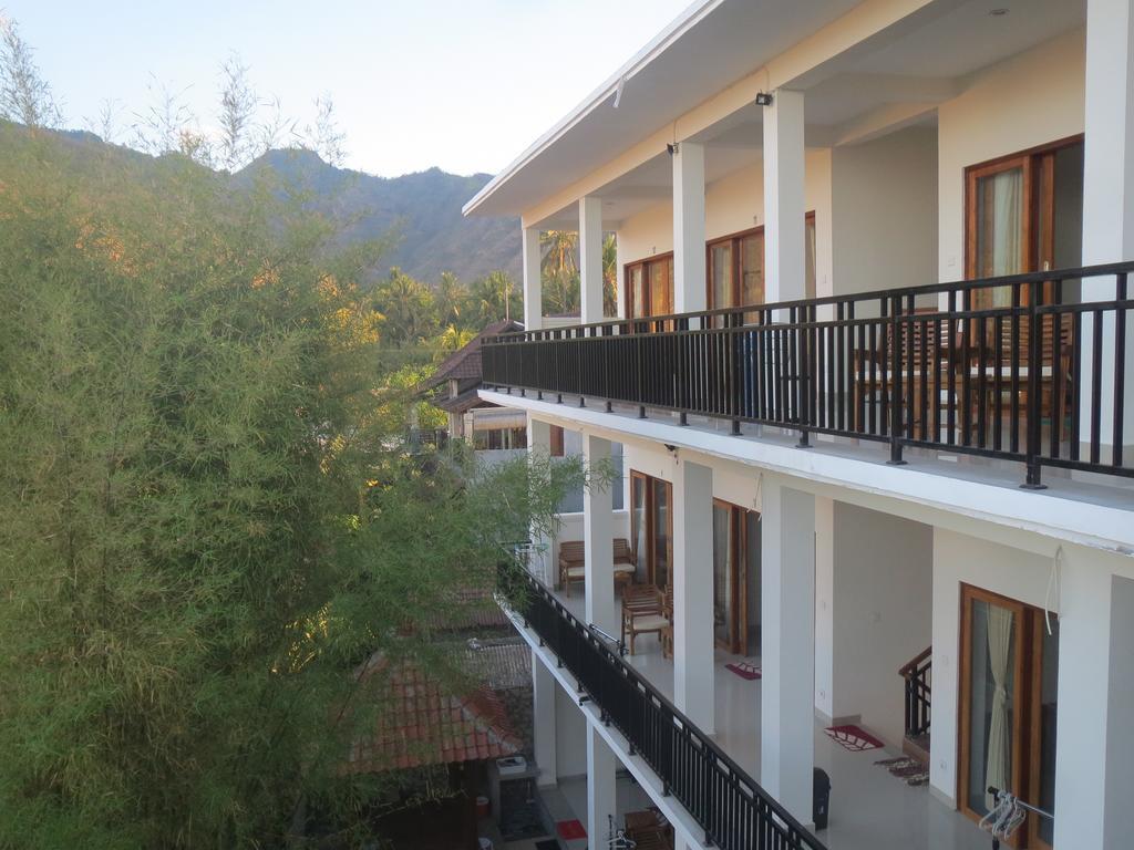 Master Homestay Amed Exterior foto